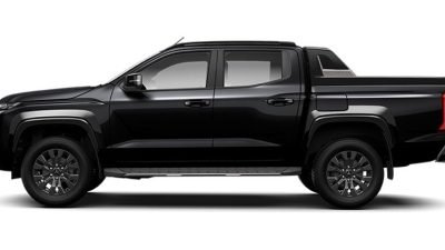 2WD AT PREMIUM
